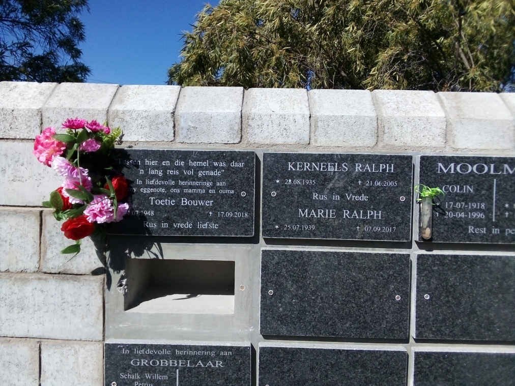 BOUWER Toetie 1948-2018 :: RALPH Kerneels 1935-2005 &amp; Marie 1939-2017