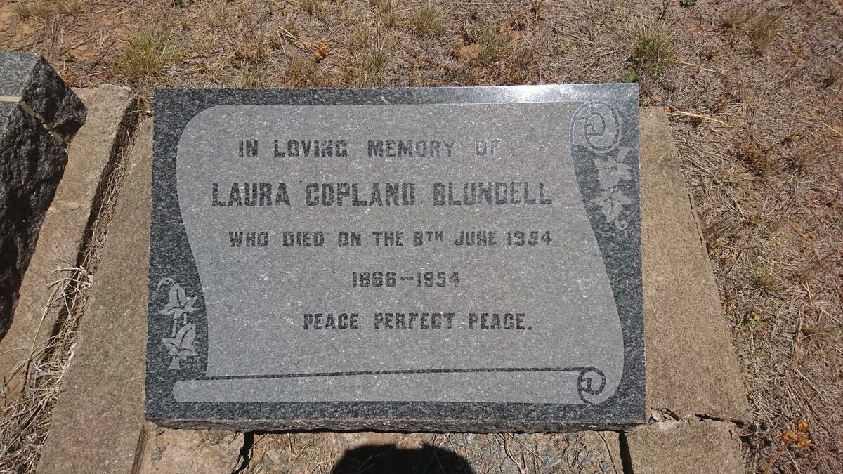 BLUNDELL Laura nee COPLAND 1866-1954