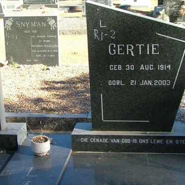 LATEGAN Joseph 1907-1983 &amp; Gertie 1914-2003 