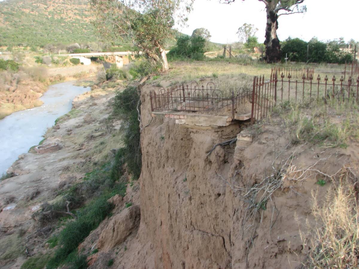 3. Floods washed coffin out!