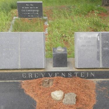 GREYVENSTEIN Gert J.J. 1908-1969 &amp; Catharina M.M. 1903-1989.