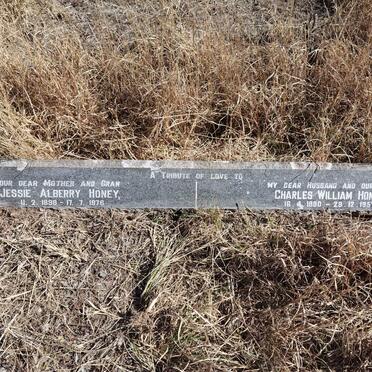 HONEY Charles William 1890-1957 &amp; Jessie Alberry 1898-1976