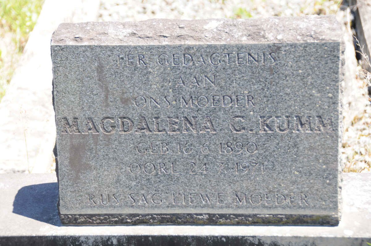 KUMM Magdalena C. 1890-1971