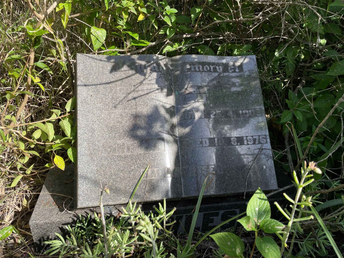 BOWLES Edith Winnifred 1909-1976