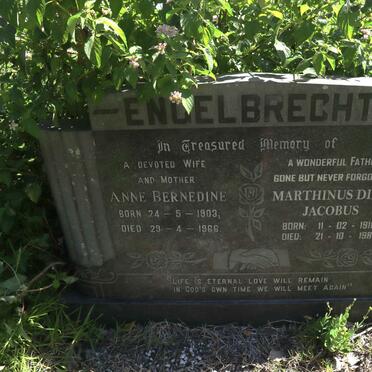 ENGELBRECHT Marthinus Dirk Jacobus 1911-1989 &amp; Anne Bernedine 1903-1966