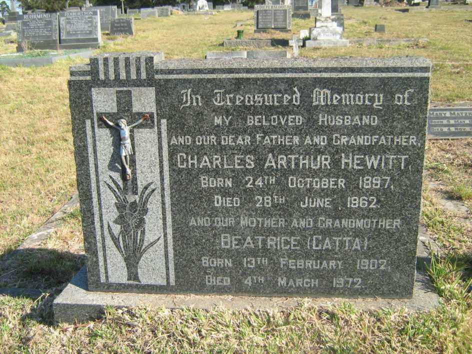 HEWITT Charles Arthur 1897-1962 &amp; Beatrice 1902-1972