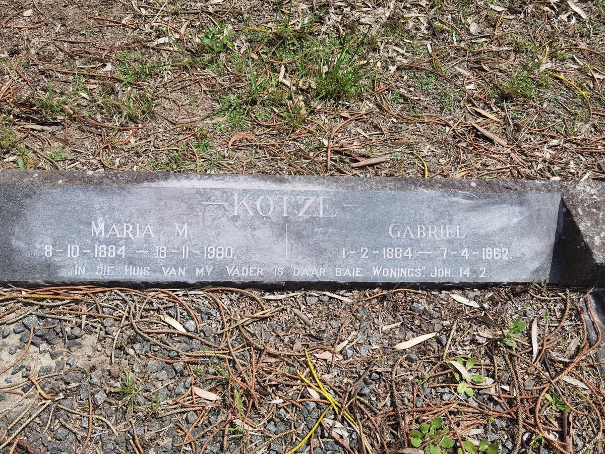 KOTZE Gabriel 1884-1962 & Maria M. 1884-1960