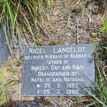 MOORE Nigel Lancelot 1923-1999