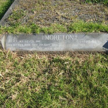 MORETON Bert 1883-1960 &amp; Kitty 1884-1966