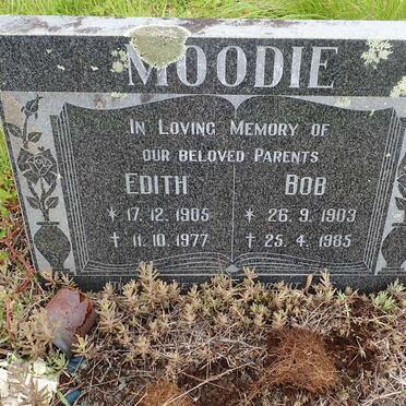 MOODIE Bob 1903-1985 &amp; Edith 1905-1977