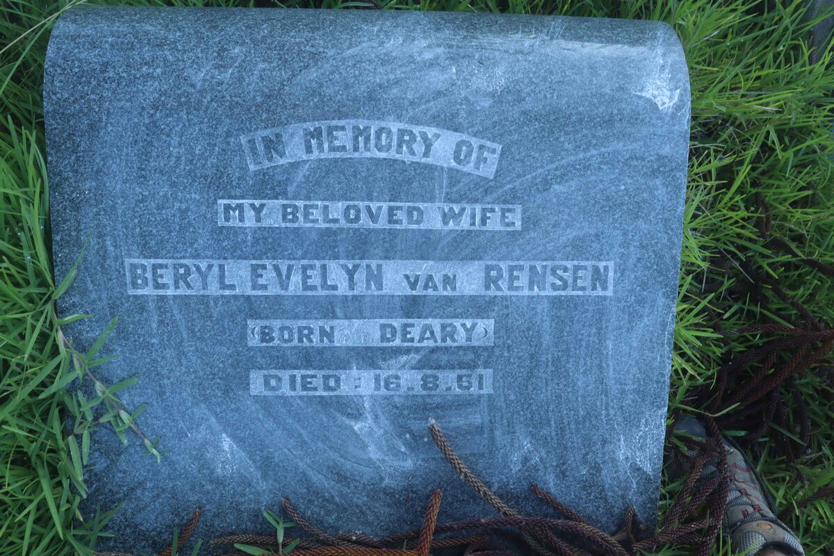 RENSEN Beryl Evelyn, van nee DEARY -1951