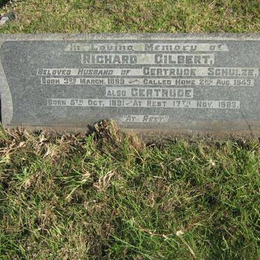 SCHULZE Richard Gilbert 1889-1943 &amp; Gertrude 1891-1983