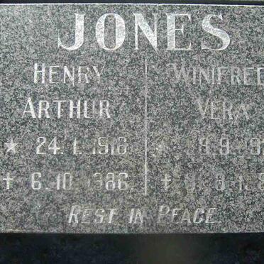 JONES Henry Arthur 1916-1986 &amp; Winifred Vera 1920-1988