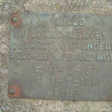 MILLS Dorothy Saunders 1898-1981