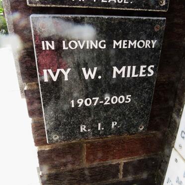 MILES Ivy W. 1907-2005