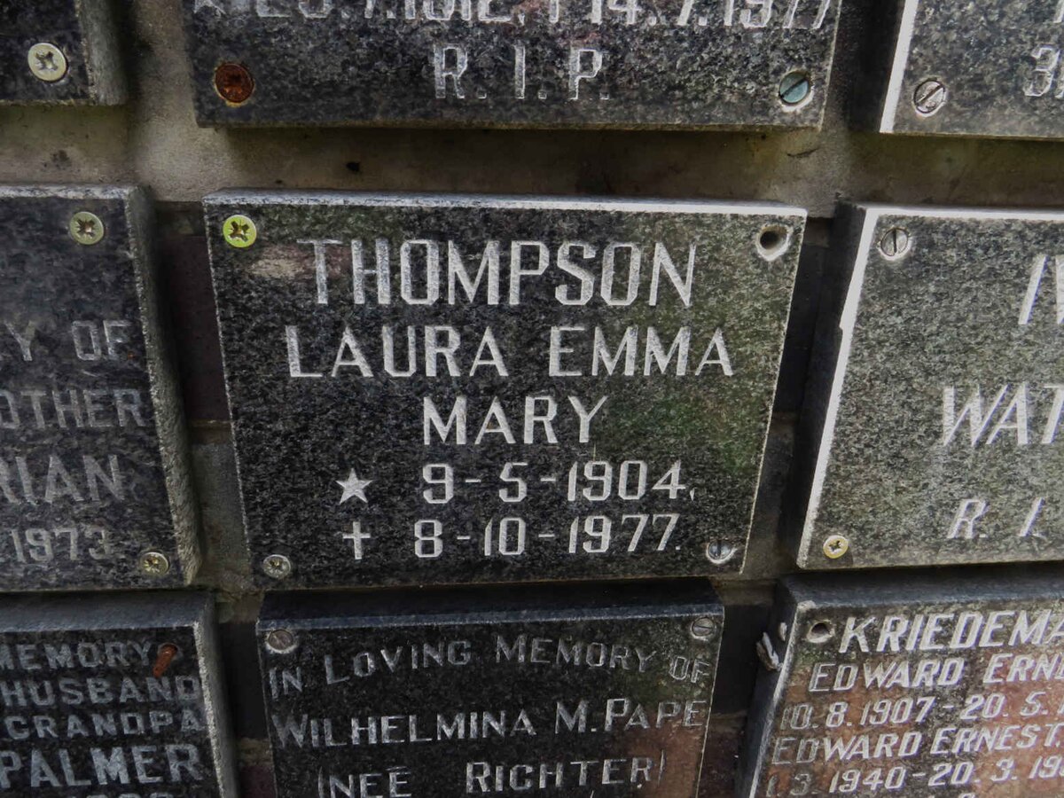 THOMPSON Laura Emma Mary 1904-1977