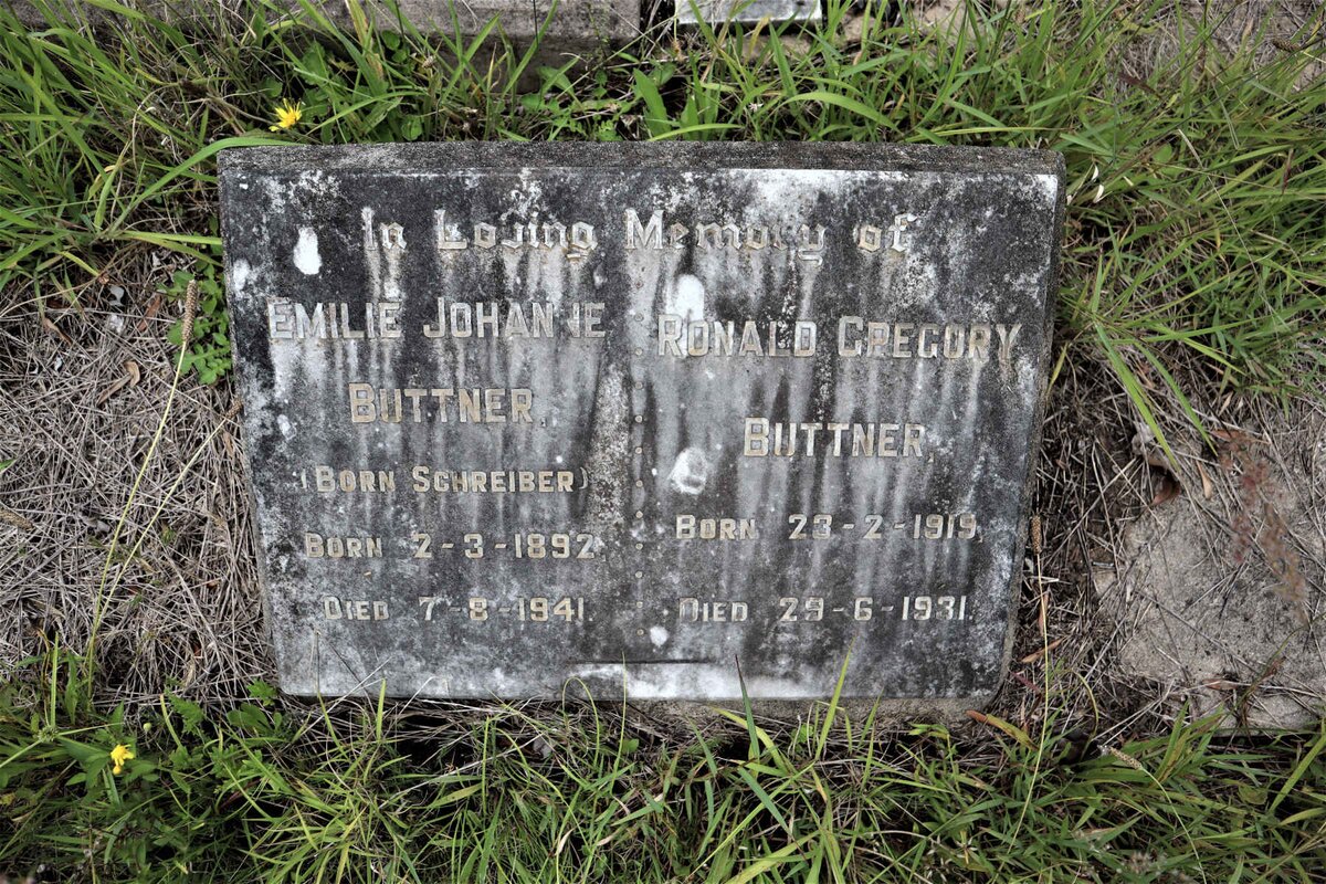BUTTNER Emilie Johanne nee SCHREIBER 1892-1941 :: BUTTNER Ronald Gregory 1919-1931