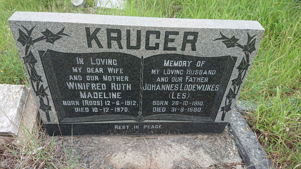 KRUGER Johannes Lodewukes 1910-1980 &amp; Winifred Ruth Madeline ROOS 1912-1970