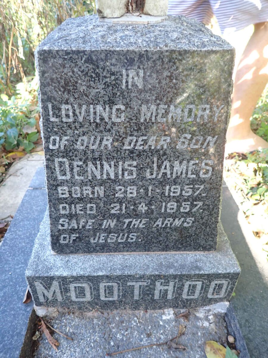 MOOTHOO Dennis James 1957-1957