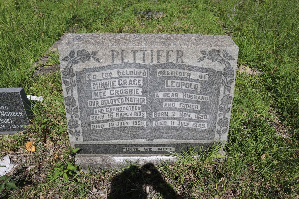 PETTIFER Leopold 1880-1949 &amp; Minnie Grace CROSBIE 1883-1955