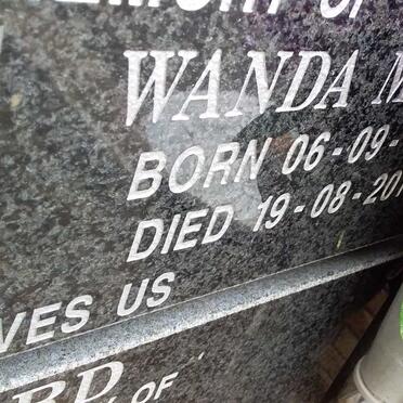 KRETZMANN Garnet August 1921-2012 &amp; Wanda Maria 1923-2014