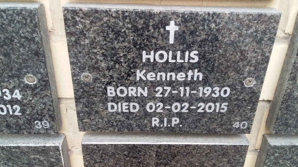 HOLLIS Kenneth 1930-2015