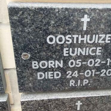 OOSTHUIZEN Eunice 1924-2013