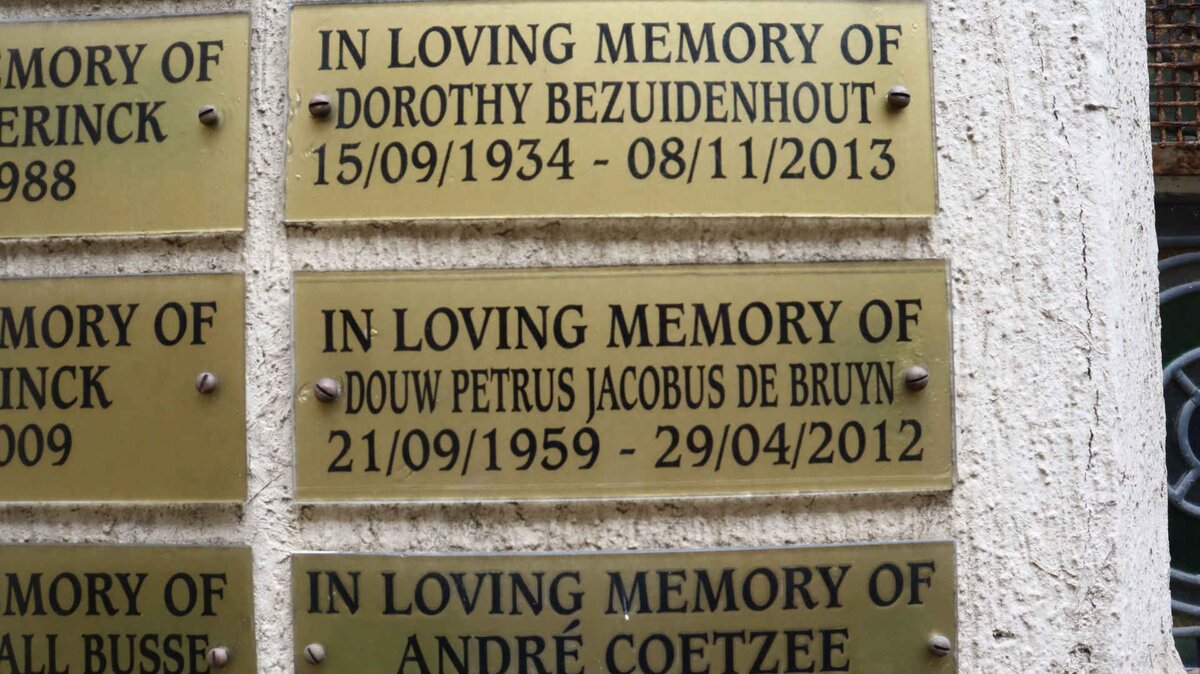 BRUYN Douw Petrus Jacobus, de 1959-2012 :: BEZUIDENHOUT Dorothy 1934-2013 