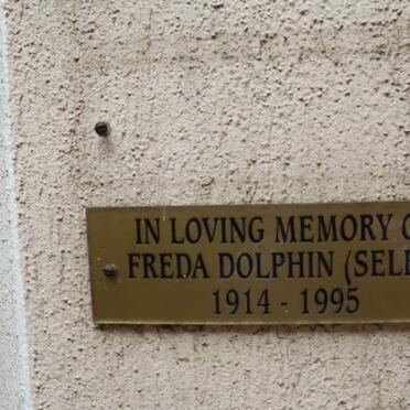 DOLPHIN Freda 1914-1995
