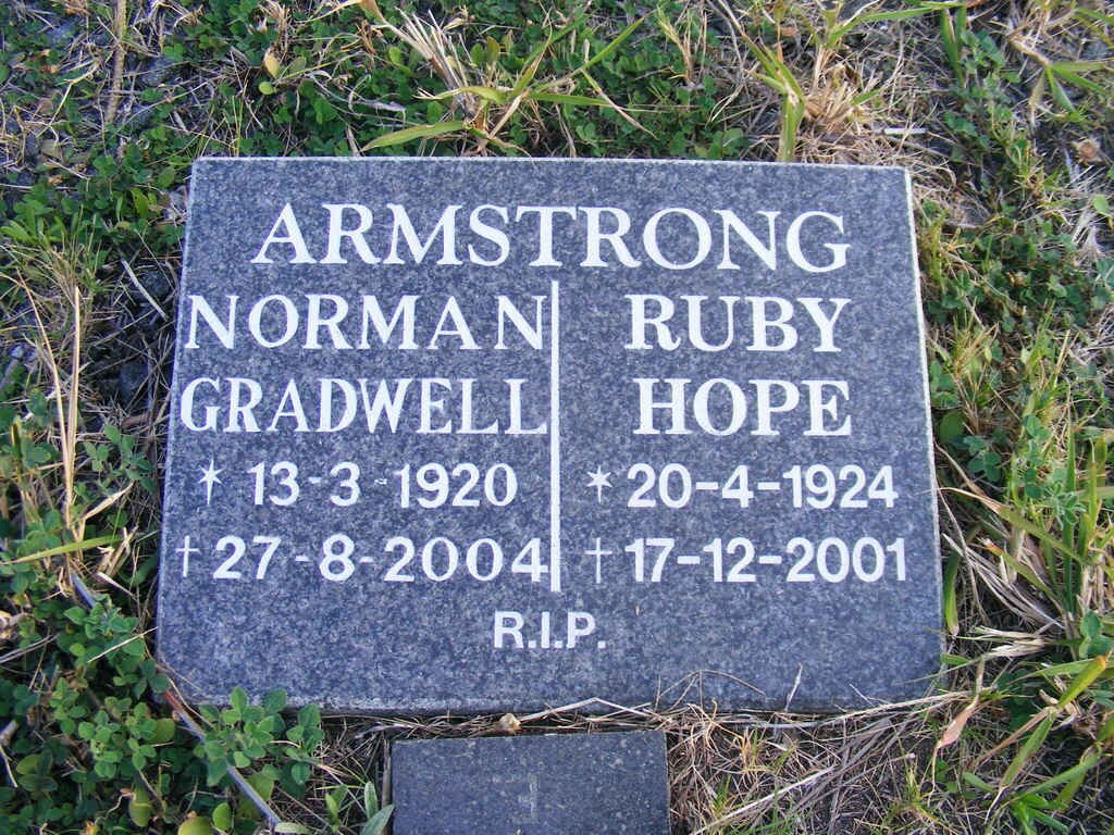 ARMSTRONG Norman Gradwell 1920-2004 &amp; Ruby Hope 1924-2001