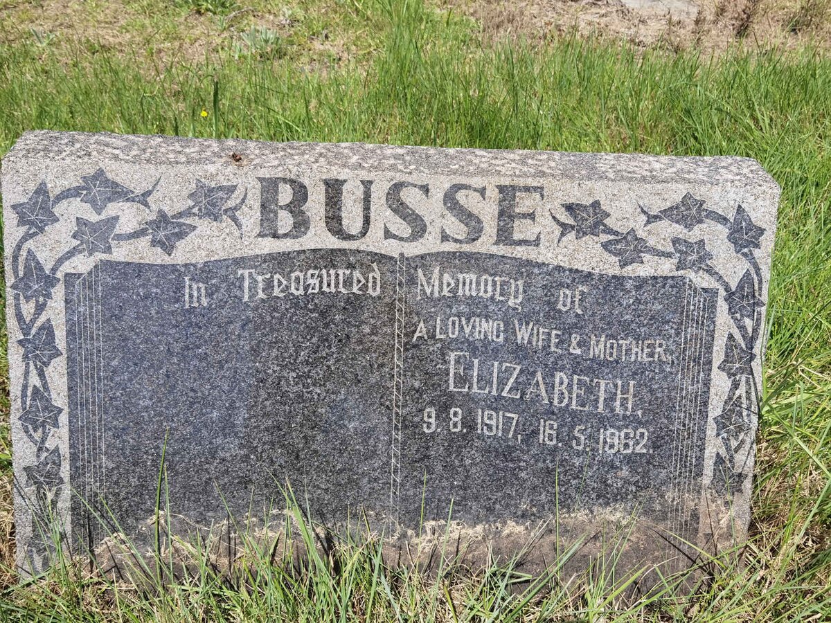 BUSSE Elizabeth 1917-1962