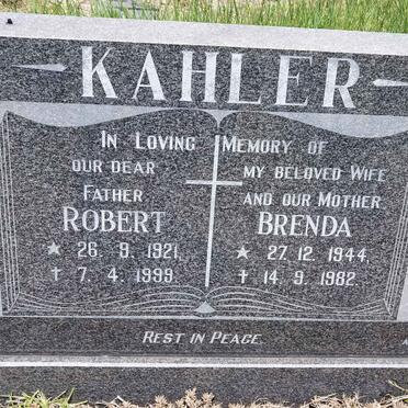 KAHLER Robert 1921-1999 &amp; Brenda 1944-1982