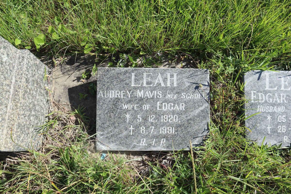 LEAH Audrey Mavis nee SCHOLL 1920-1991