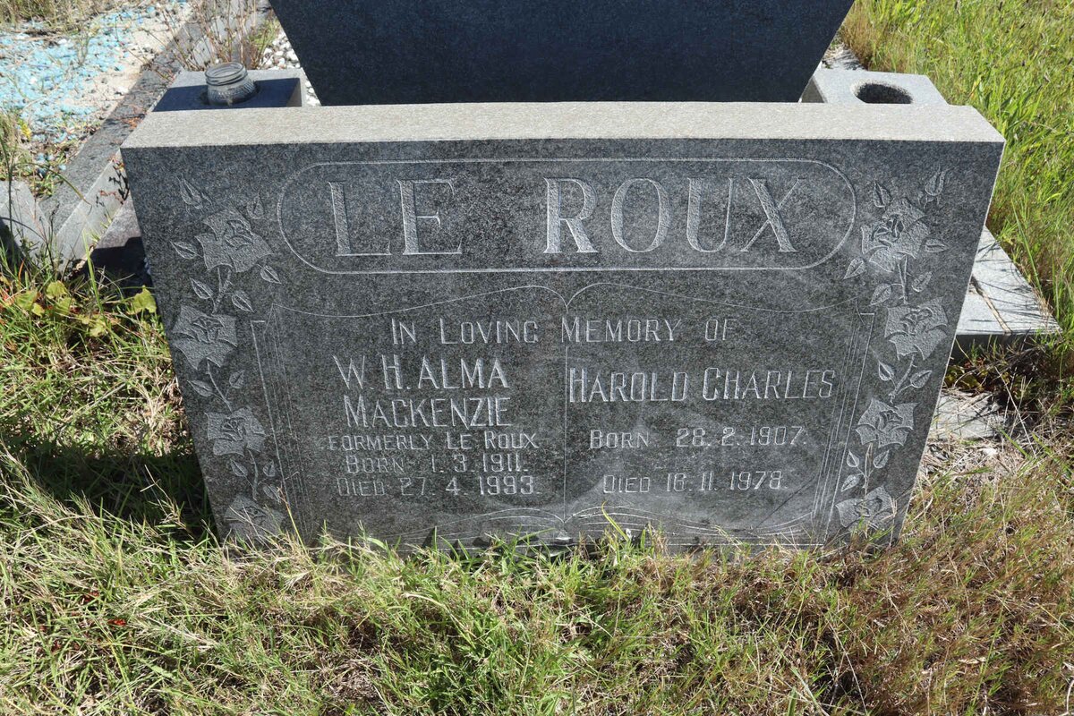 ROUX Harold Charles, le 1907-1978 &amp; W.H. Alma MACKENZIE formerly LE ROUX 1911-1993