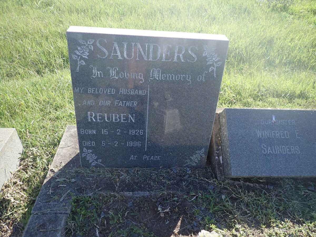SAUNDERS Reuben 1926-1996 :: SAUNDERS Winifred E.