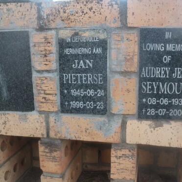 PIETERSE Jan 1945-1996 :: SEYMOUR Audrey Jean 1938-2004