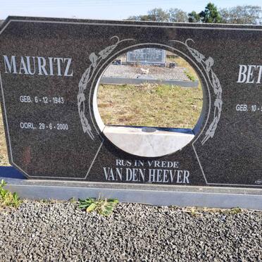 HEEVER Mauritz, van den 1943-2000 &amp; Bettie 1943-