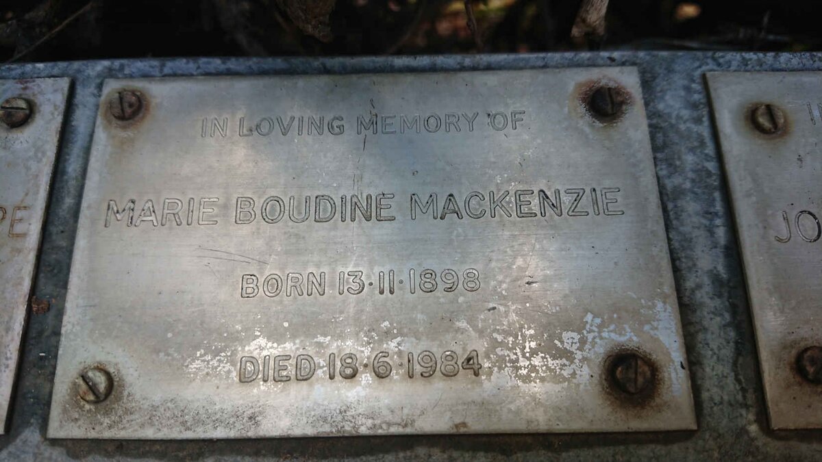 MACKENZIE Marie Boudine 1898-1984