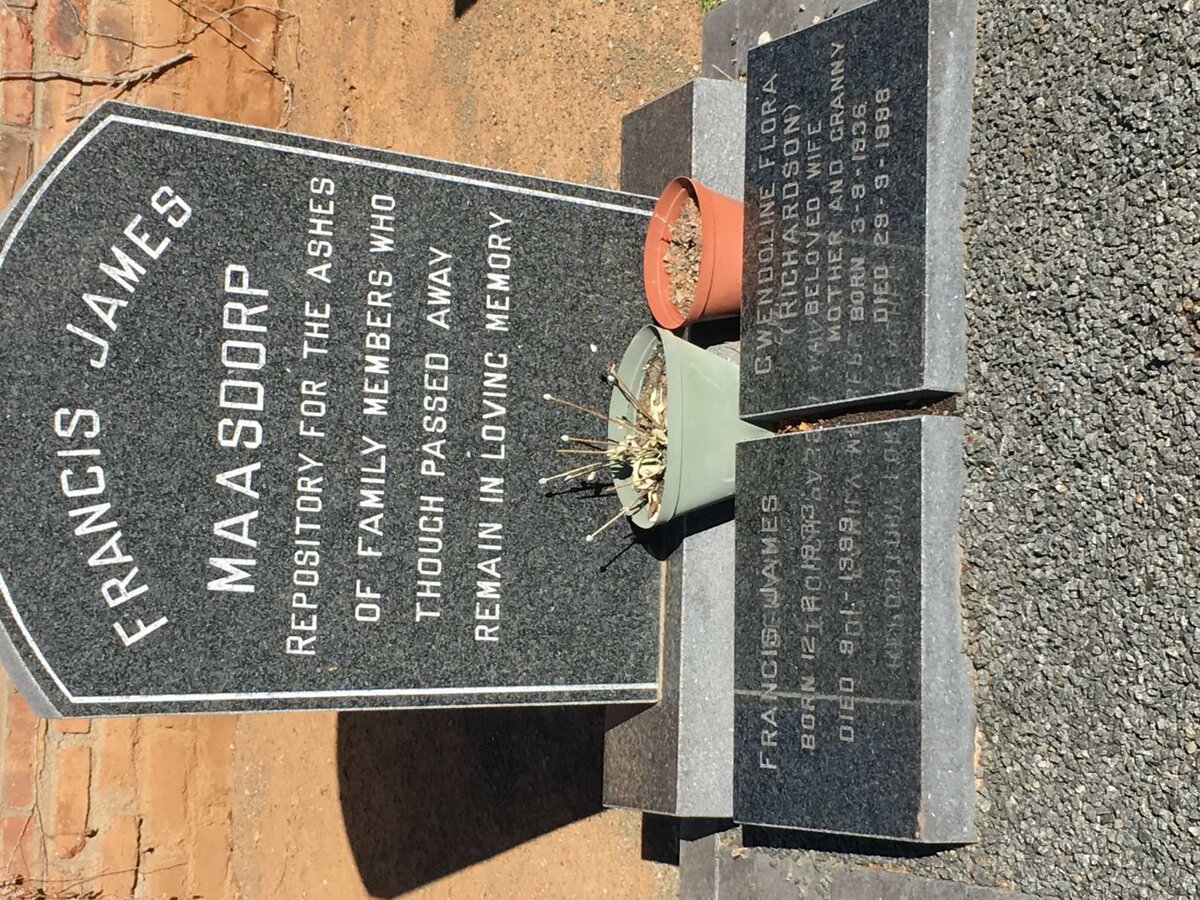 MAASDORP Francis James 1933-1999 &amp; Gwendoline Flora RICHARDSON 1936-1998