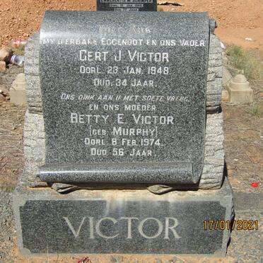VICTOR Gert J. -1948 &amp; Betty E. MURPHY -1974