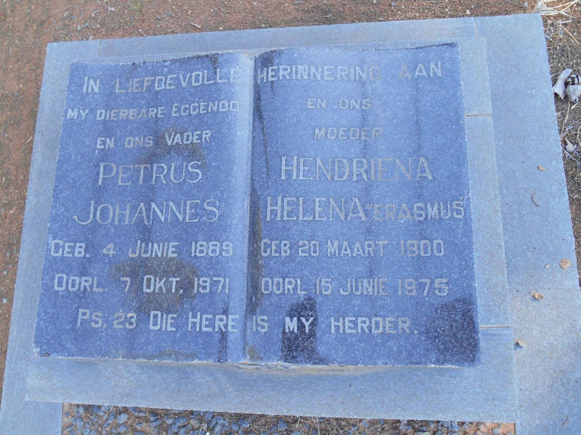 MERWE Petrus Johannes, van der 1889-1971 &amp; Hendriena Helena ERASMUS 1900-1975