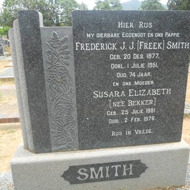 SMITH Frederick J.J. 1877-1951 &amp; Susara Elizabeth BEKKER 1881-1976