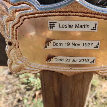 MARTIN Leslie 1927-2019