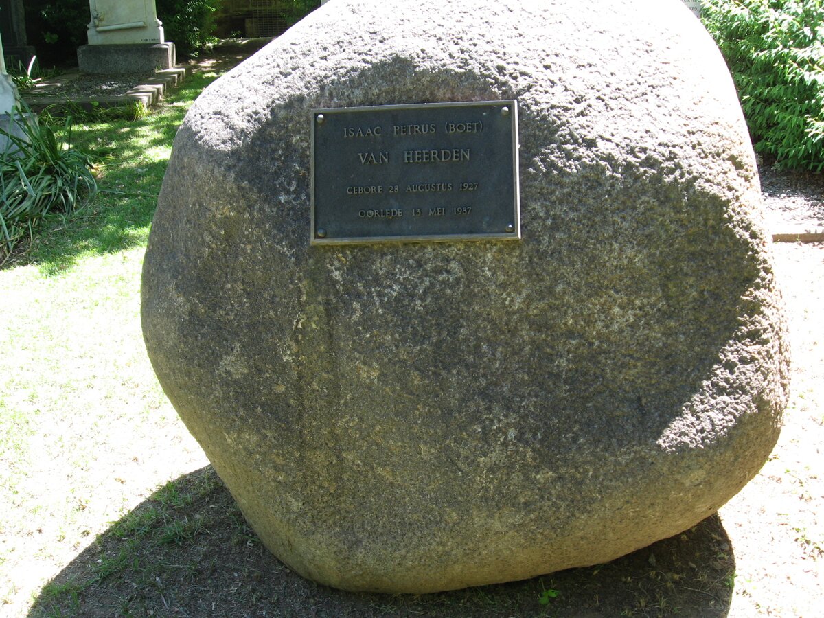 HEERDEN Isaac Petrus, van 1927-1987