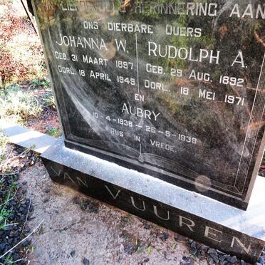 VUUREN Rudolph A., van 1892-1971 & Johanna W. 1897-1948 :: VAN VUUREN Aubry 1938-1938