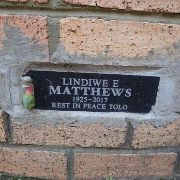 MATTHEWS Lindiwe E. 1925-2017