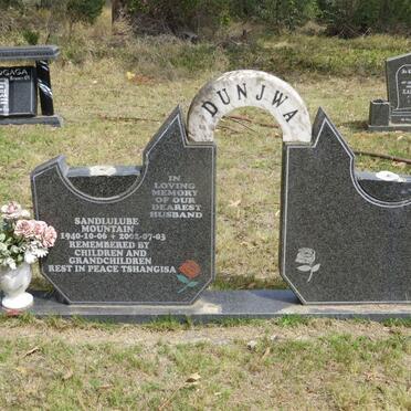 DUNJWA Sandlulube Mountain 1940-2002