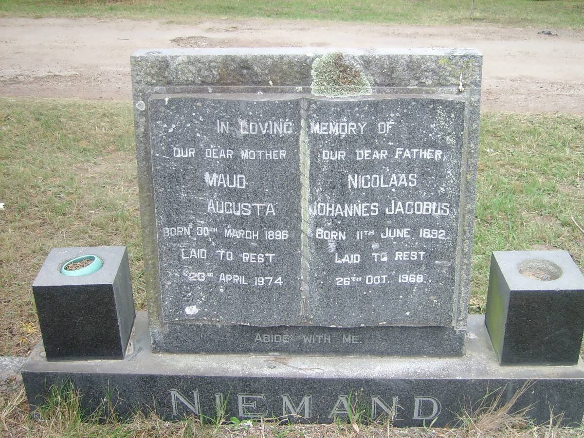 NIEMAND Nicolaas Johannes Jacobus 1892-1968 &amp; Maud Augusta 1896-1974