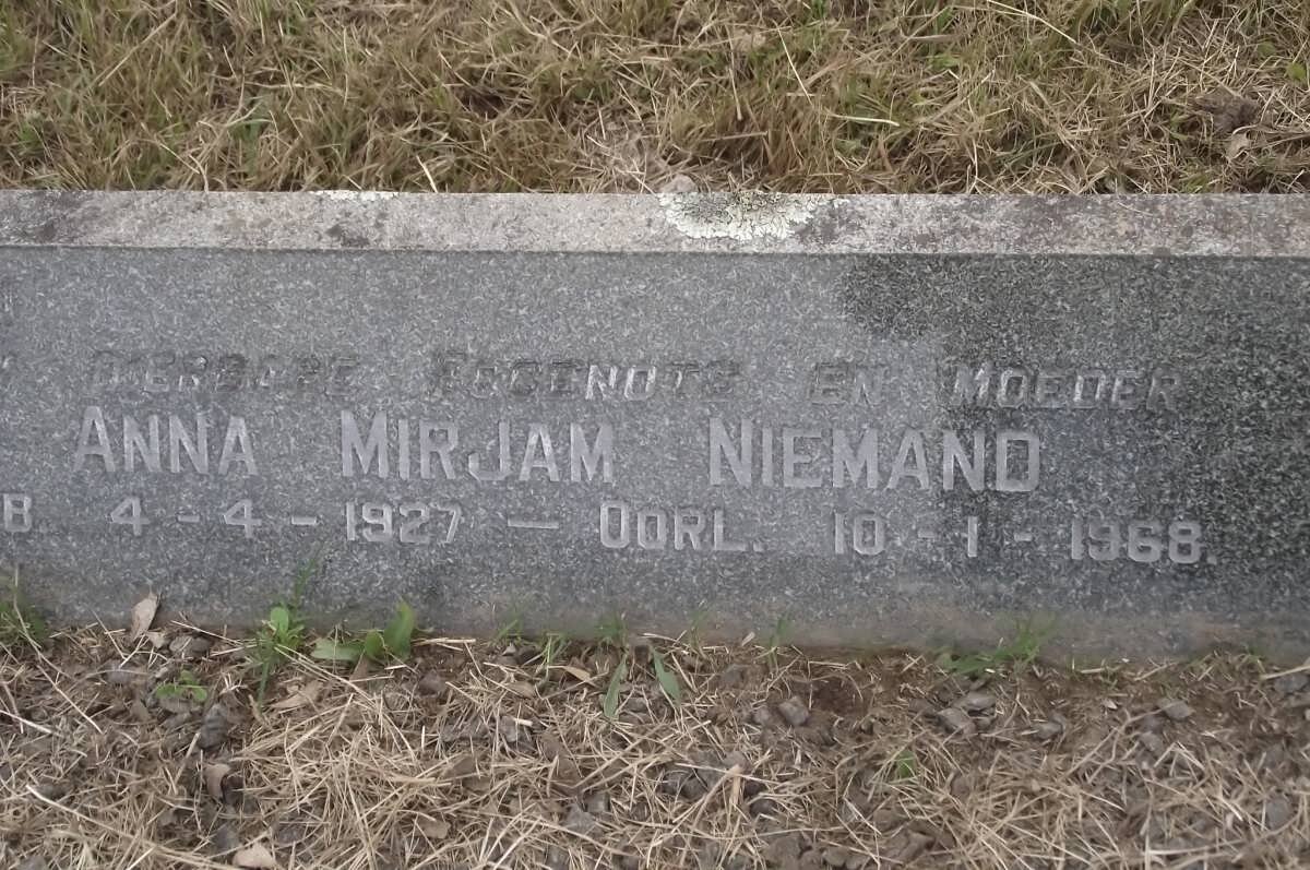 NIEMAND Anna Mirjam 1927-1968
