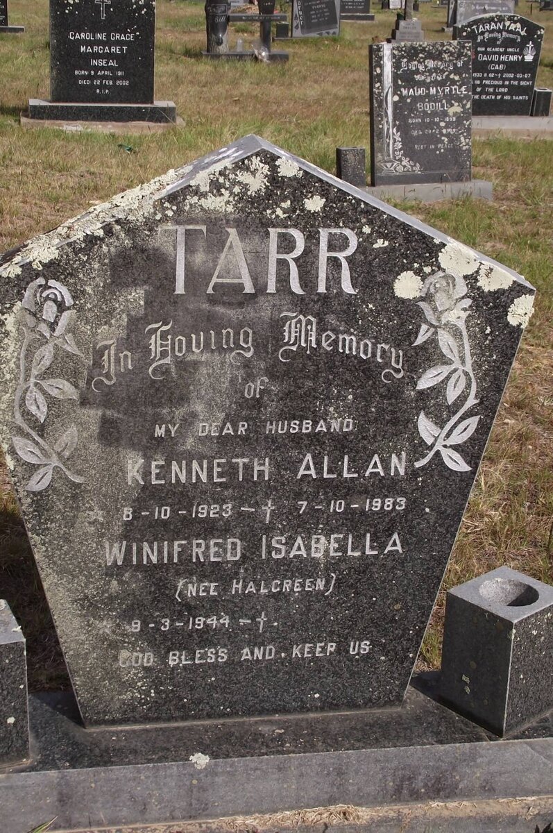 TARR Kenneth Allan 1923-1983 &amp; Winifred Isabella HALGREEN 1944-